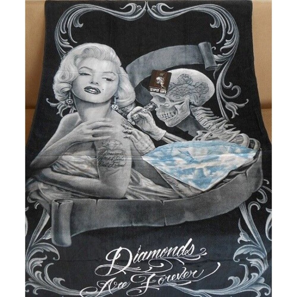 New Marilyn Monroe Diamonds Are Forever Beach Pool Gift Towel Skeleton & Tattoo